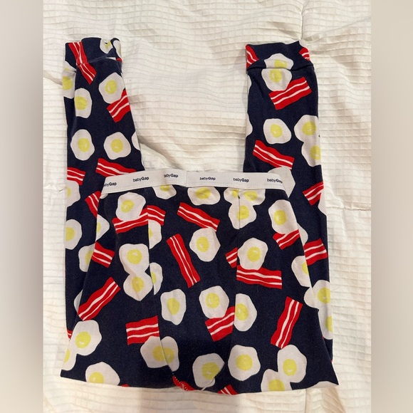 baby GAP toddler PJs, size 5T - Picture 4 of 7